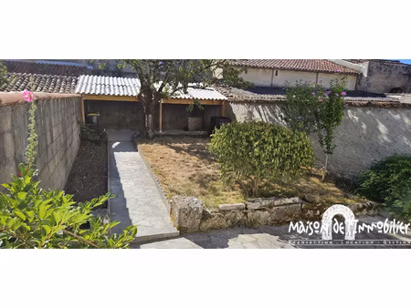 a louer à cognac - maison de ville - 2 chambres - 82m2 - jar