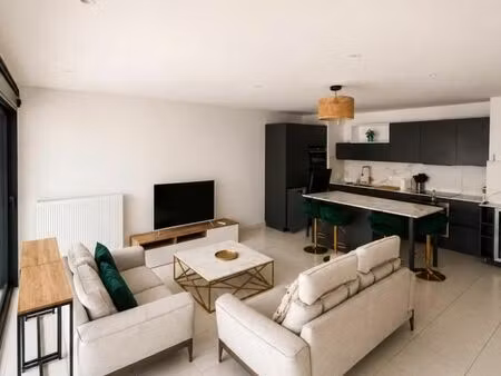 appartement 4 pièces 90 m²