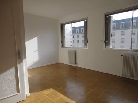 appartement t1 lyon 6ème 615.88 €