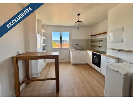 petit charran appartement t3 rénové 55 m2 balcon vue