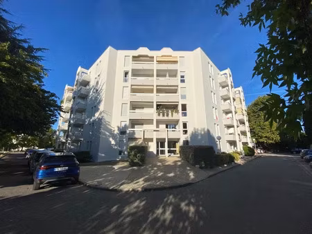 location appartement 5 pièces 99.35 m² à bordeaux (33000), 1 213 €