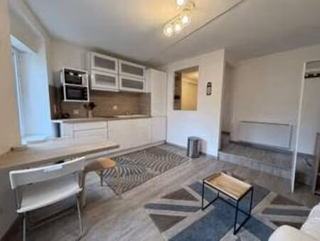 location appartement 2 pièces meublé à cholet (49300) : à louer 2 pièces meublé / 27m² cho