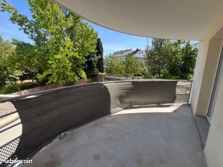 appartement 3 pièces 66 m²