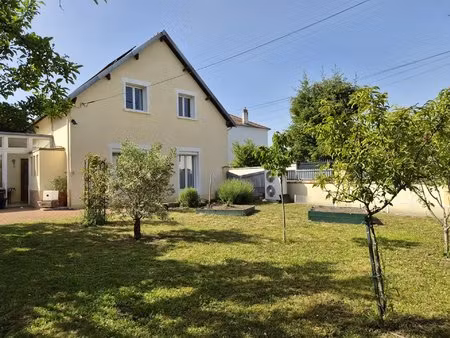 maison de ville avec jardin et grand garage