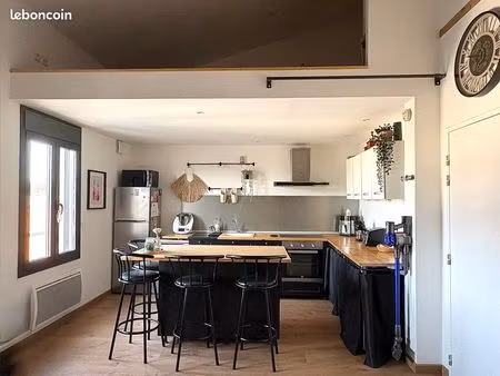 appartement meublé de charme – centre-ville de narbonne