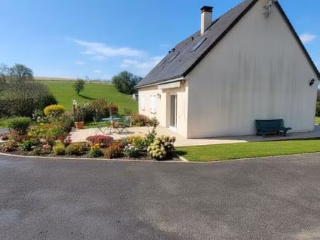 nord vendome, pavillon tout confort sur terrain 1,5 ha et dépendances