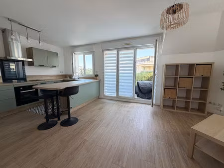 a louer appartement t3 meublé avec balcon et parking secteur place ney/pasteur
