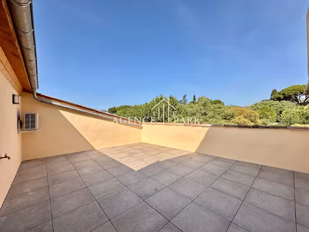 t4 de 86 m2 avec toit-terrasse