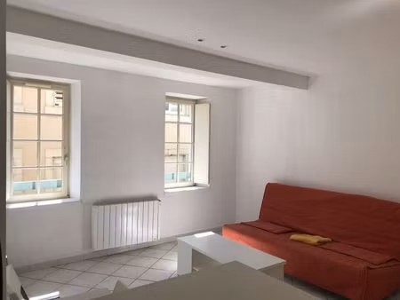 location studio meublé de 23 m² en bastide proche square gambetta au centre-ville de carca