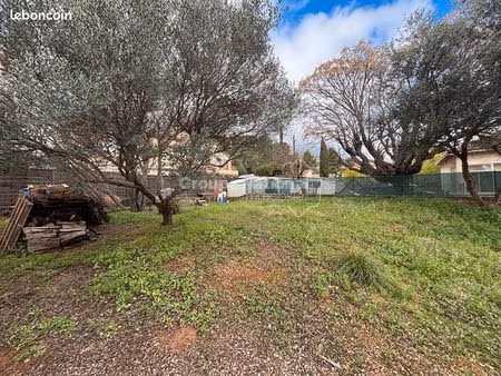 terrain 400 m² toulon