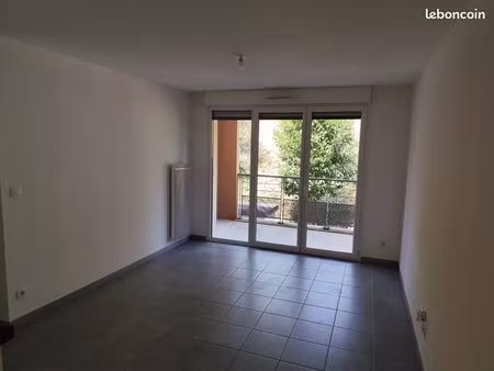 loue t2 38.5m² aux ramassiers