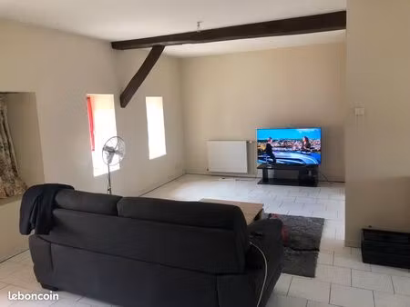 loue appartement 85m2 climatisé + parking privé