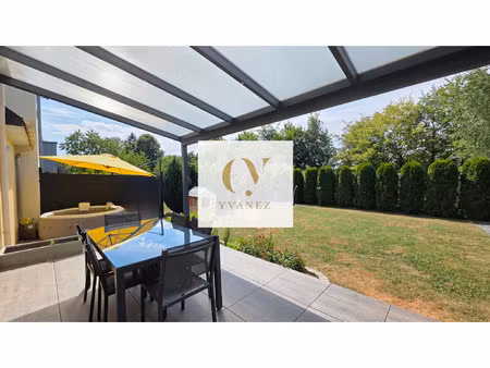 mison contemporaine de 85 m2 avec 3 chambres, jardin et gara