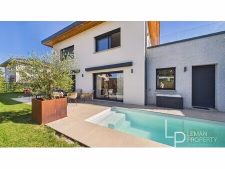 maison contemporaine avec piscine - classe énergétique a à veigy-foncenex