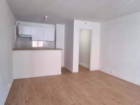 location appartement 1 pièce 33.93 m² à issy-les-moulineaux (92130), 865 €