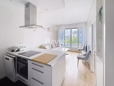 location appartement 2 pièces 38.58 m² à paris 16ème (75016), 1 800 €