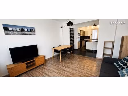 appartement meublé 60m2 garage compris 975 cc