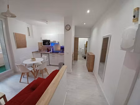 location meublée appartement 2 pièces 36 m² à toulon (83000), 780 €