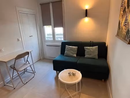 location meublée appartement 1 pièce 11 m² à paris 17ème (75017), 870 €