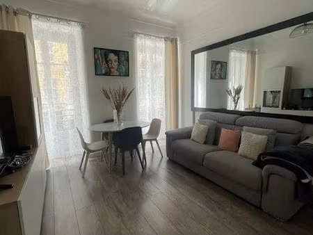 location meublée appartement 2 pièces 45 m² à nice (06000), 1 250 €