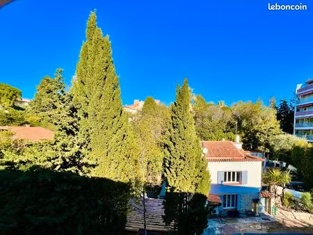 studio meublé, calme pres lycée carnot