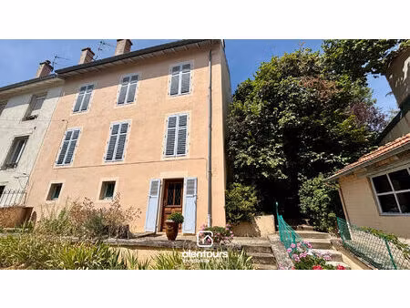 maison 9 pièce(s) 158 m2