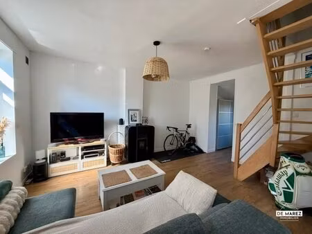 exclusivite : maison de couree renovee avec exterieur !