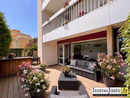 appartement type f4 de 81m2, 2 chambres, double séjour avec jar