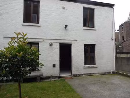 charmante petite maison calme