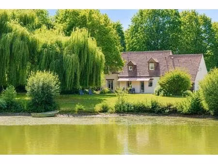 maison 134m2 - terrain 1,27ha - etang 4000m2
