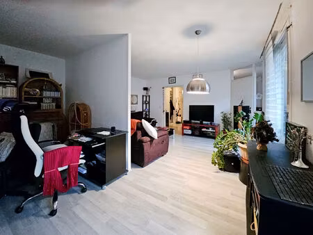 appartement f4-( 3 chambres ) ,79 m2 -terrasse et remise