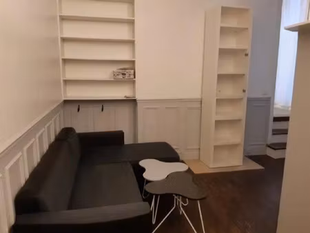 location meublée appartement 2 pièces 28 m² à levallois-perret (92300), 1 055 €