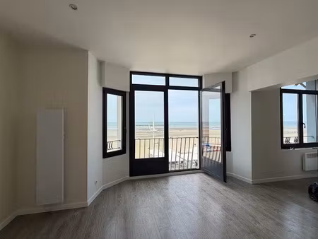 location appartement 3 pièces 85 m² à dunkerque (59140), 1 160 €