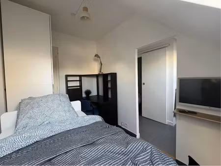 location meublée appartement 1 pièce 13 m² à paris 16ème (75016), 950 €