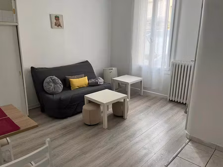 location meublée appartement 1 pièce 17 m² à vincennes (94300), 800 €