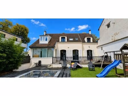 maison 6 pièces climatisée 147m2 avec piscine livry gargan