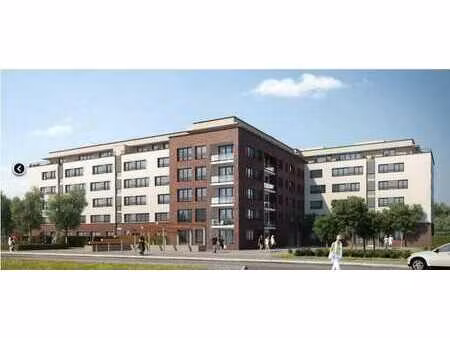 apt 2 ch + parking: proche otan & institutions ue