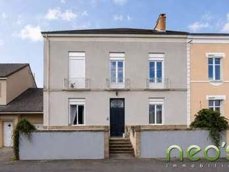 vente immeuble à cholet (49300) : à vendre / 239m² cholet