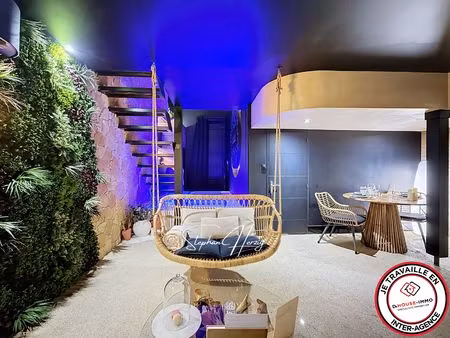 bordeaux - suite haut de gamme de 69 m² - jacuzzi - hammam - destination commerciale