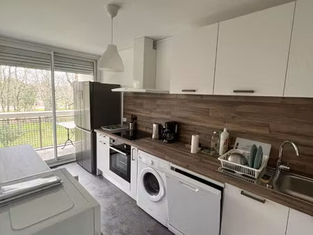 appartement 4 pièces à louer à mérignac - capeyron, proche commodités