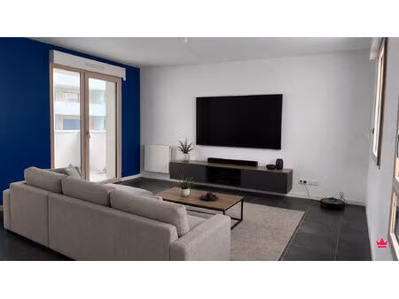 appartement t4 de 81 m² avec balcon et possibilité garage