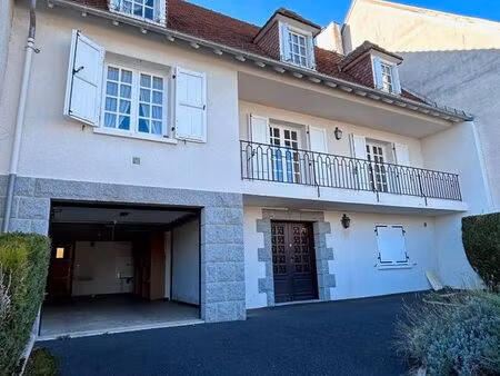 maison 5 pièces 155 m²