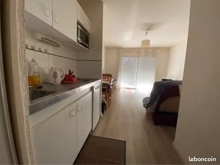 agréable studio quartier tasdon