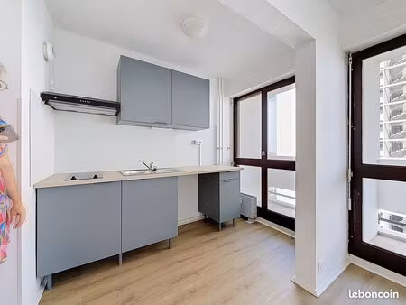 a louer appartement-t1bis la rochelle mireuil