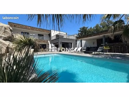 aigues mortes. villa d'exception – 318 m² – prestations haut de gamme – studio indépendant