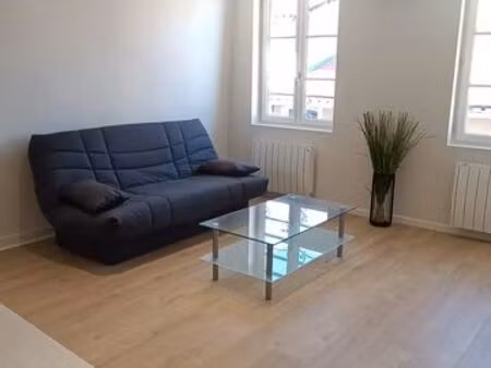 bel appartement t2 duplex au calme