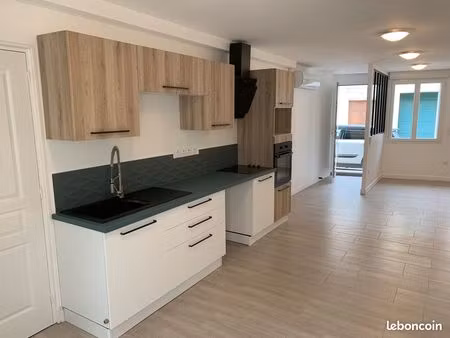 appart avec cour extérieure rdc salinelles 105m2 3 chambres + garage