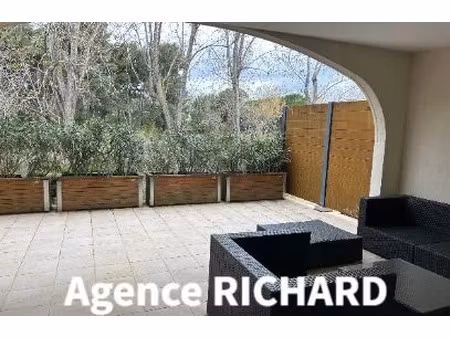 location meublée appartement 2 pièces 50 m² à six-fours-les-plages (83140), 923 €