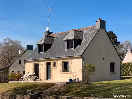 maison 100m2 / 950m2 terrain à guern