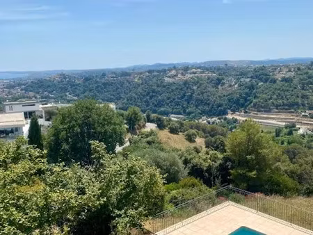 location appartement 4 pièces 124.6 m² à cagnes-sur-mer (06800), 1 900 €